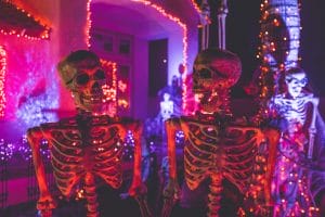 two skeletons as 2020 Halloween decorations to use in Vegas